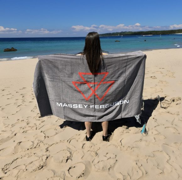 Serviette de plage Massey Ferguson beach towel